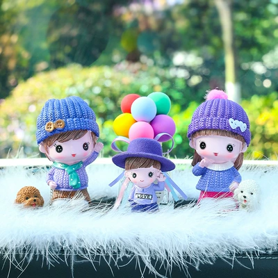 Walking Dolls, Family Portraits, Car ornaments - scarf-couple-lele-color-balloon-big-feather