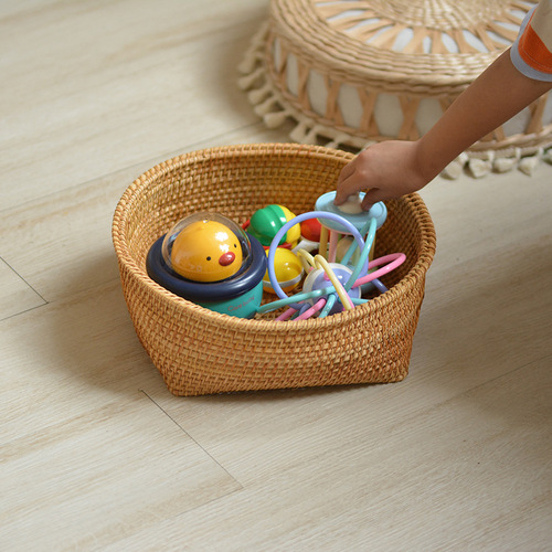 Wholesale Vietnamese autumn rattan wood woven fruit basket dried fruits and nuts for home use candy square bottom fruit plate high-end ornaments