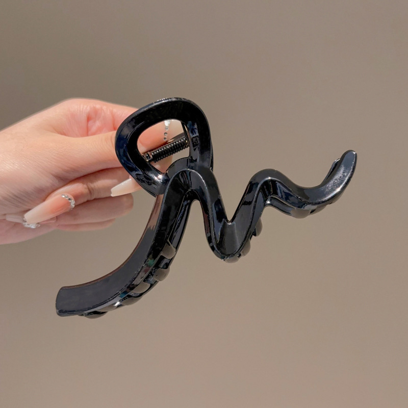 Clip de agarre simple de verano, volumen de cabello de alta calidad, clip de tiburón, horquilla grande, horquilla, nuevo cabello femenino, tocado 2024