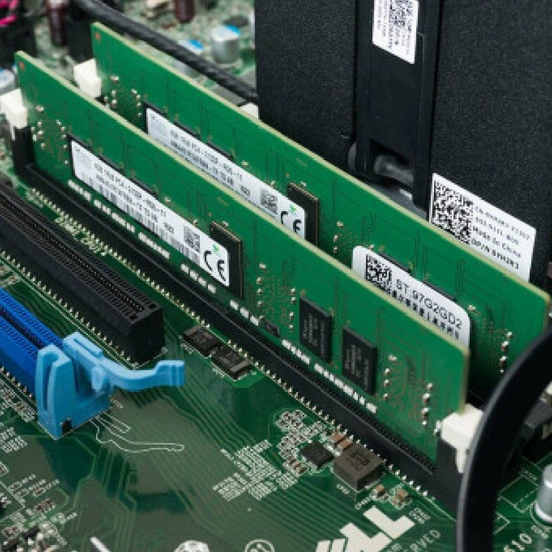 Подходит для Hynix 32GB DDR4 модуль памяти ноутбука HMAA4GS7CJR8N-VKT0 новый
