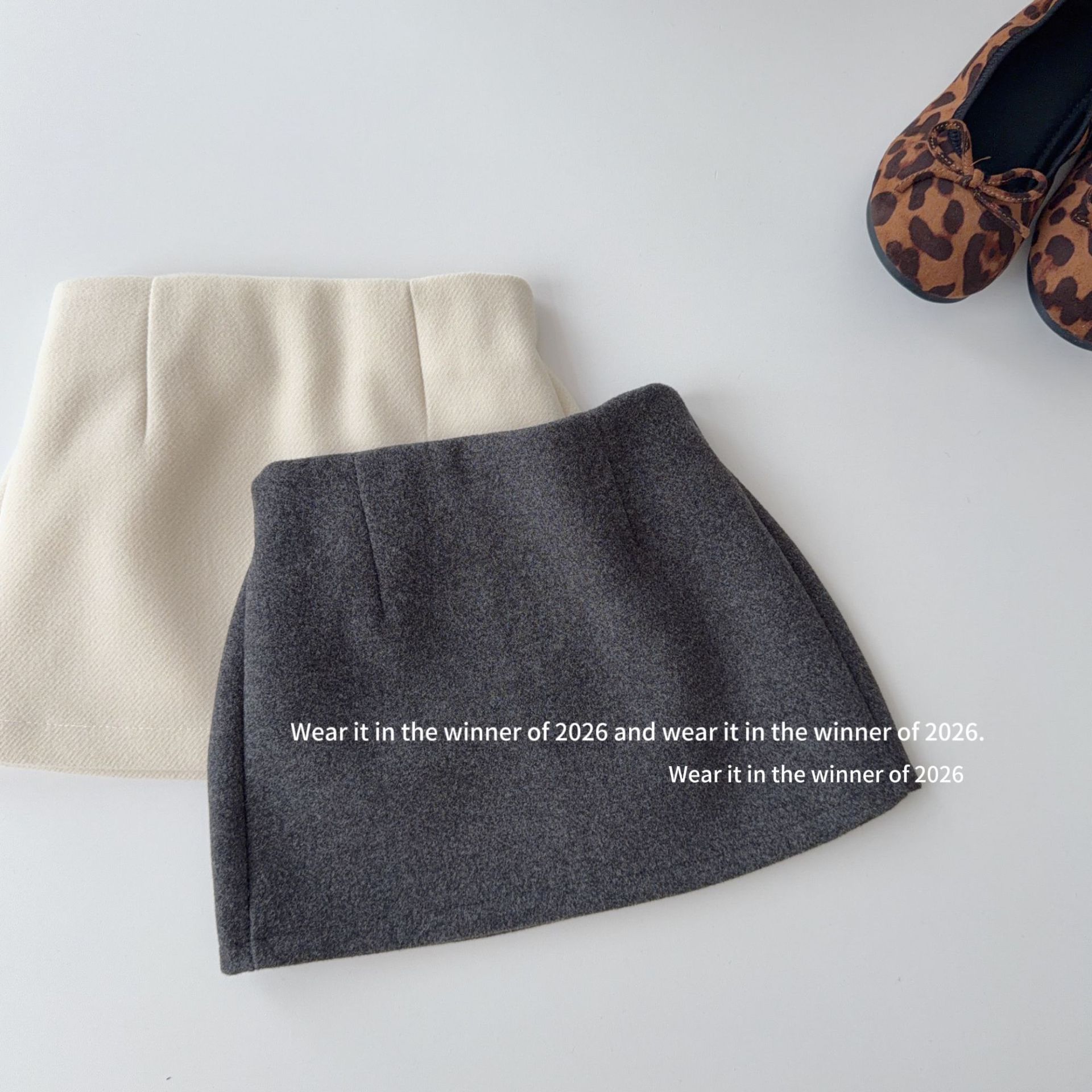 Girls' Stylish Woolen Skirt 2026 Autumn/Winter Korean Version New High-Waisted A-Line Anti-Exposure Wool Blend Short Skirt