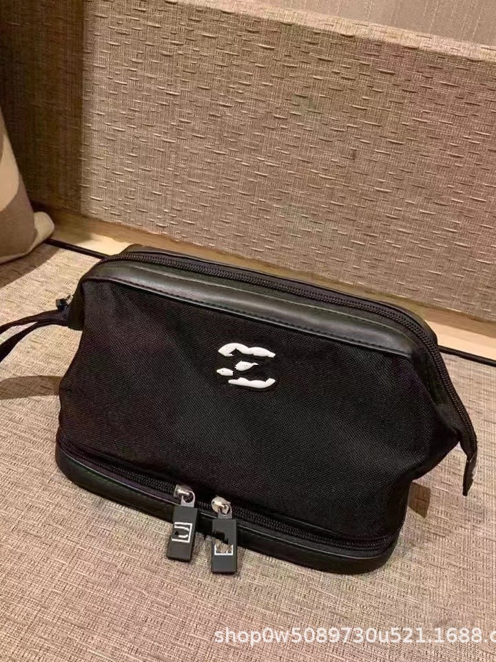 Chanel Style Cosmetic Bag Women's Ins Advanced New Clutch Bag Large Capacity Storage Bag Travel Portable Wash Bag
