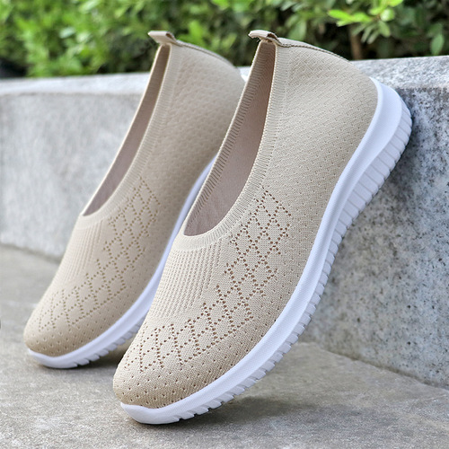Old Beijing cloth shoes for women 2024 cross-border new style fly woven shoes casual shoes foreign trade soft sole middle-aged and elderly mother's shoes