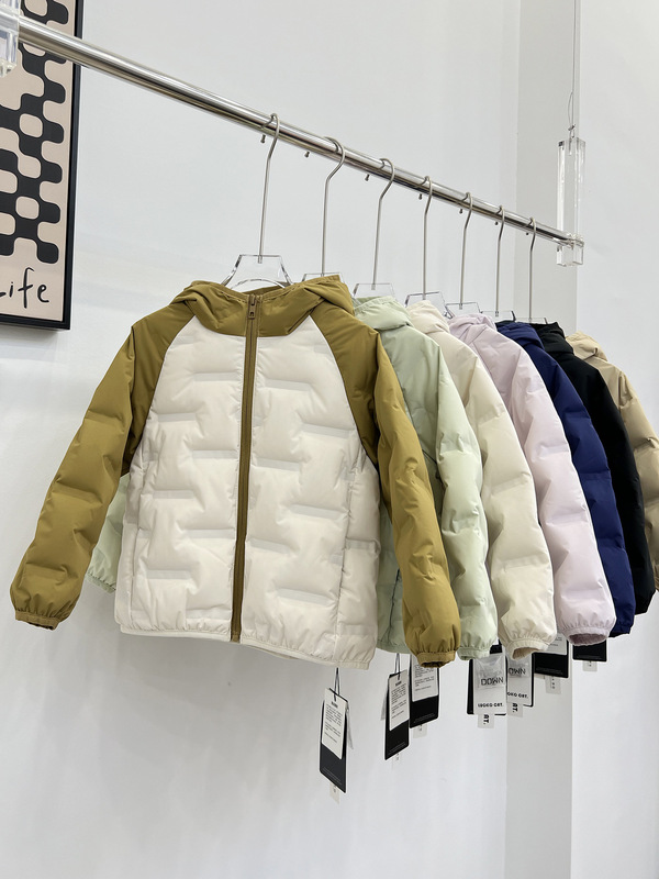 儿童轻薄连帽羽绒服短款2025冬季新款儿童中大童运动拼接休闲外套|undefined