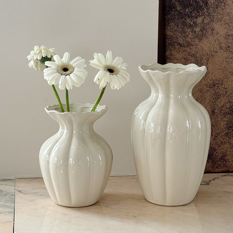 Light Luxury Ceramic Vase Desktop Flower Arrangement Ornaments High-End Niche Cream Style French Decorative Vase Ceramic Flower Vessel