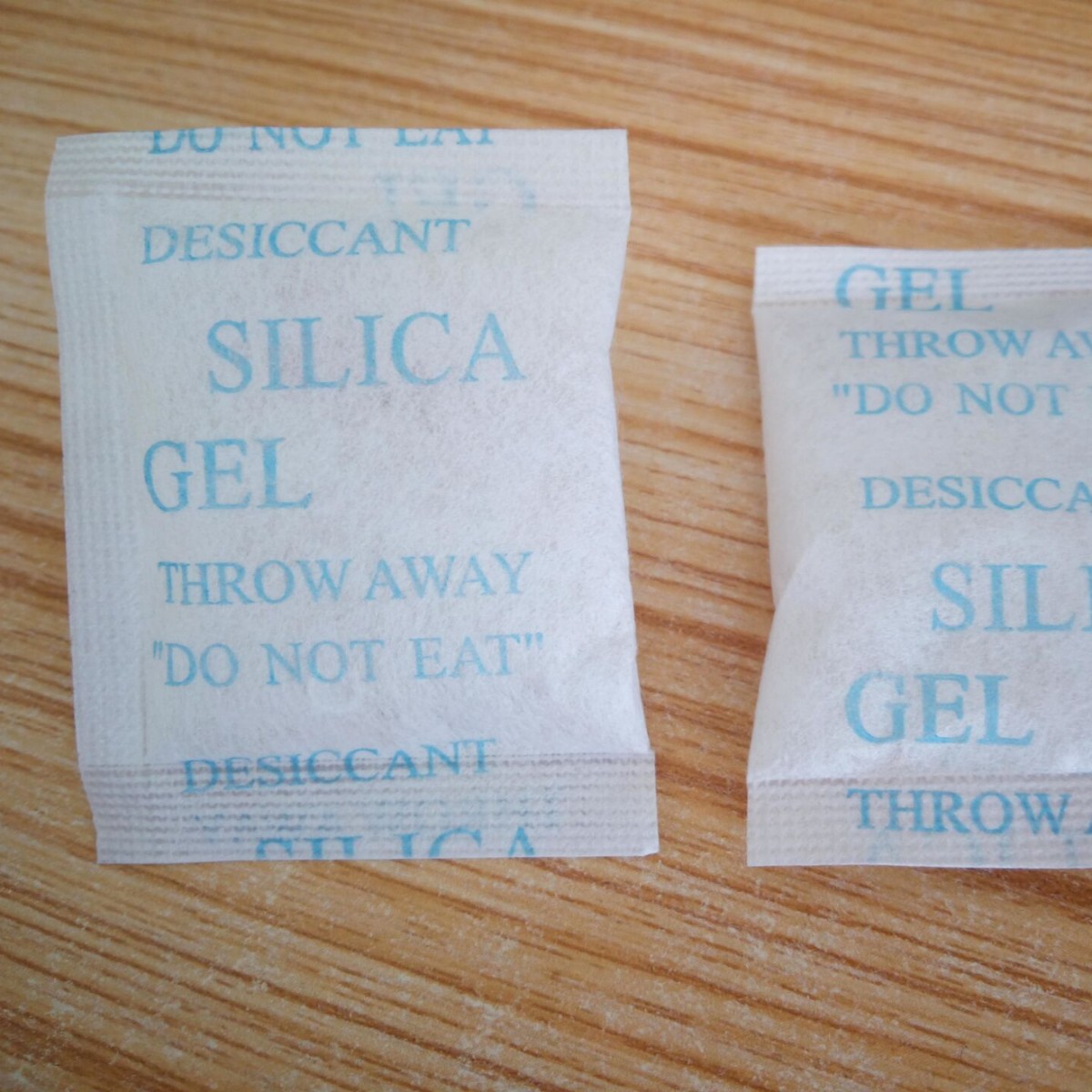 硅胶环保干燥剂 BT布（蓝字全英文版面）5克全英文1000小包/袋