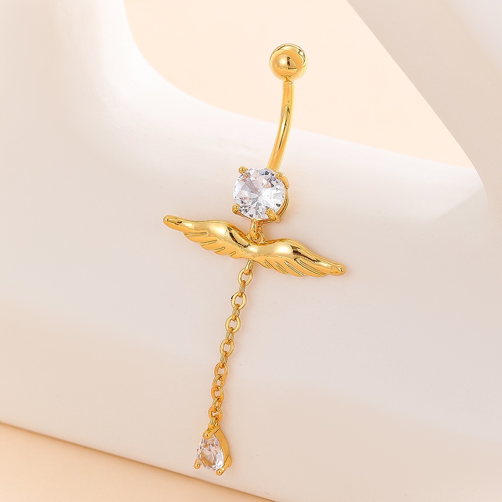 Silver pointed spike labret stud material detail