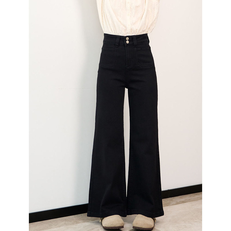 Black Straight-Leg, Slightly Flared Jeans for Women, Super High-Waisted, Loose Fit, Flattering for Pear-Shaped Body, Narrow Version, Very Stylish Flared Pants Black Straight-Leg, Slightly Flared Jeans for Women, Super High-Waisted, Loose Fit, Flattering for Pear-Shaped Body, Narrow Version, Very Stylish Flared Pants