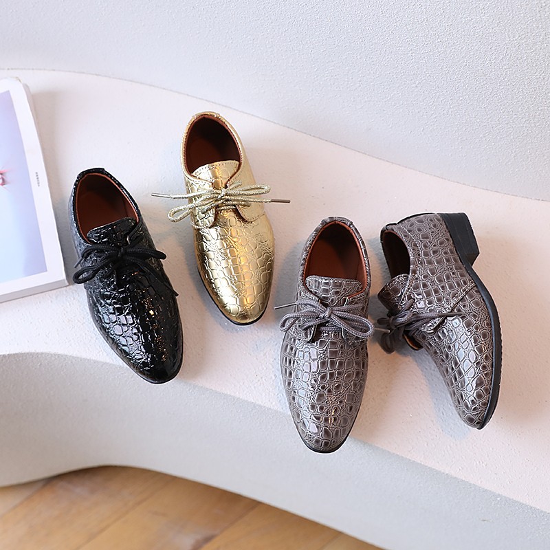 Spitz zulaufende Jungenschuhe, Oberfläche aus weichem Frühlingsleder, Performance-Schnürschuhe, britischer Stil, modisch und lässig, golden_voghion.com