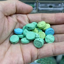 菱镁矿松石雕刻小花背云配饰女士手串手链diy配件男士文玩配珠