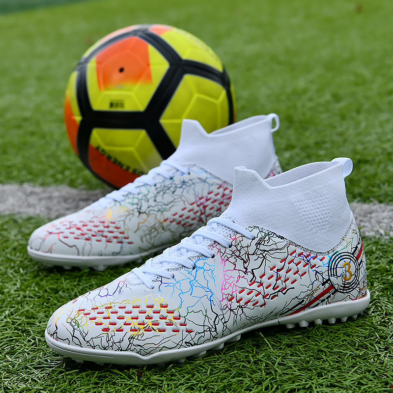 Professionele voetbalschoenen voor heren en jeugd met noppen_voghion.com