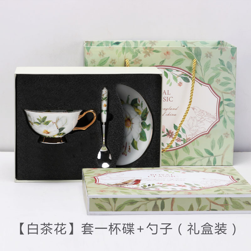 Juego de tazas y platillos de café de porcelana de hueso de estilo europeo exquisito y ligero juego de té de la tarde británico de lujo caja de regalo de alta gama