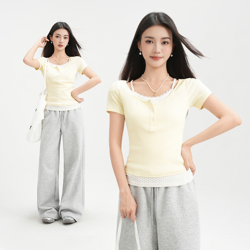 Jiyou Cream Yellow Faux Two-Piece Lace Trim Regular Shoulder Short Sleeve T-Shirt for Women 2026 Summer Slim Fit Dopamine Top