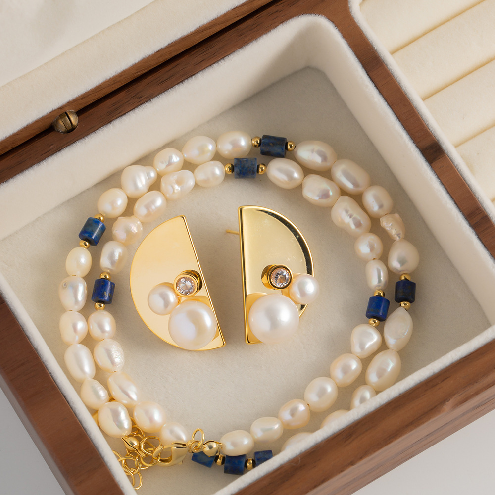 Retro Semicircle Copper Gold Plated Pearl Ear Studs 1 Pair