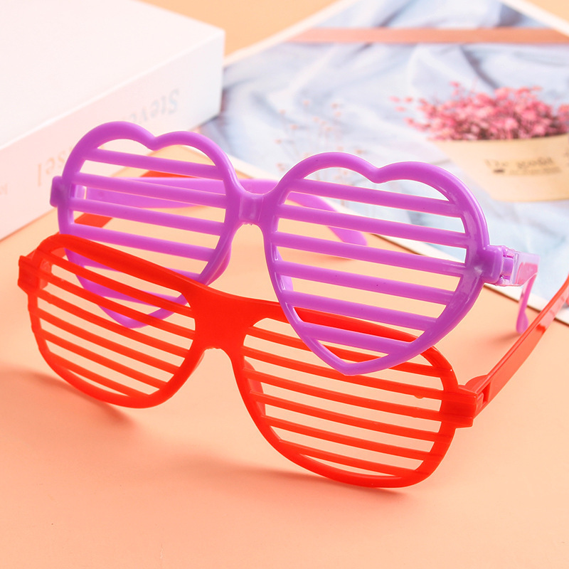 Casillas transfronterizas en forma de corazón gafas fiesta de baile Día de San Valentín nuevos juguetes para niños regalos de Navidad