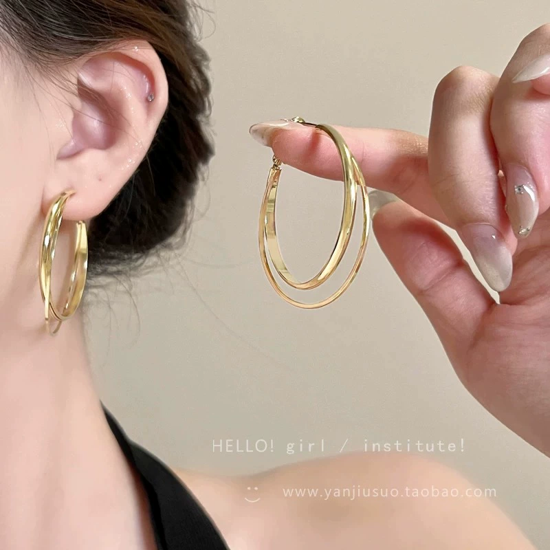 Earrings, silver 925 sample, European style, assorted hoops and studs, lightweight