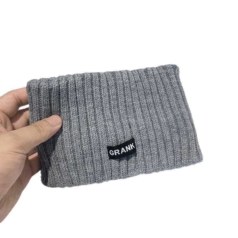 Otoño y invierno correa de cabello de punto para mujeres 2024 nuevo deportivo frente protector a prueba de viento frente caliente cubierta de cabello de mes paquete pañuelo