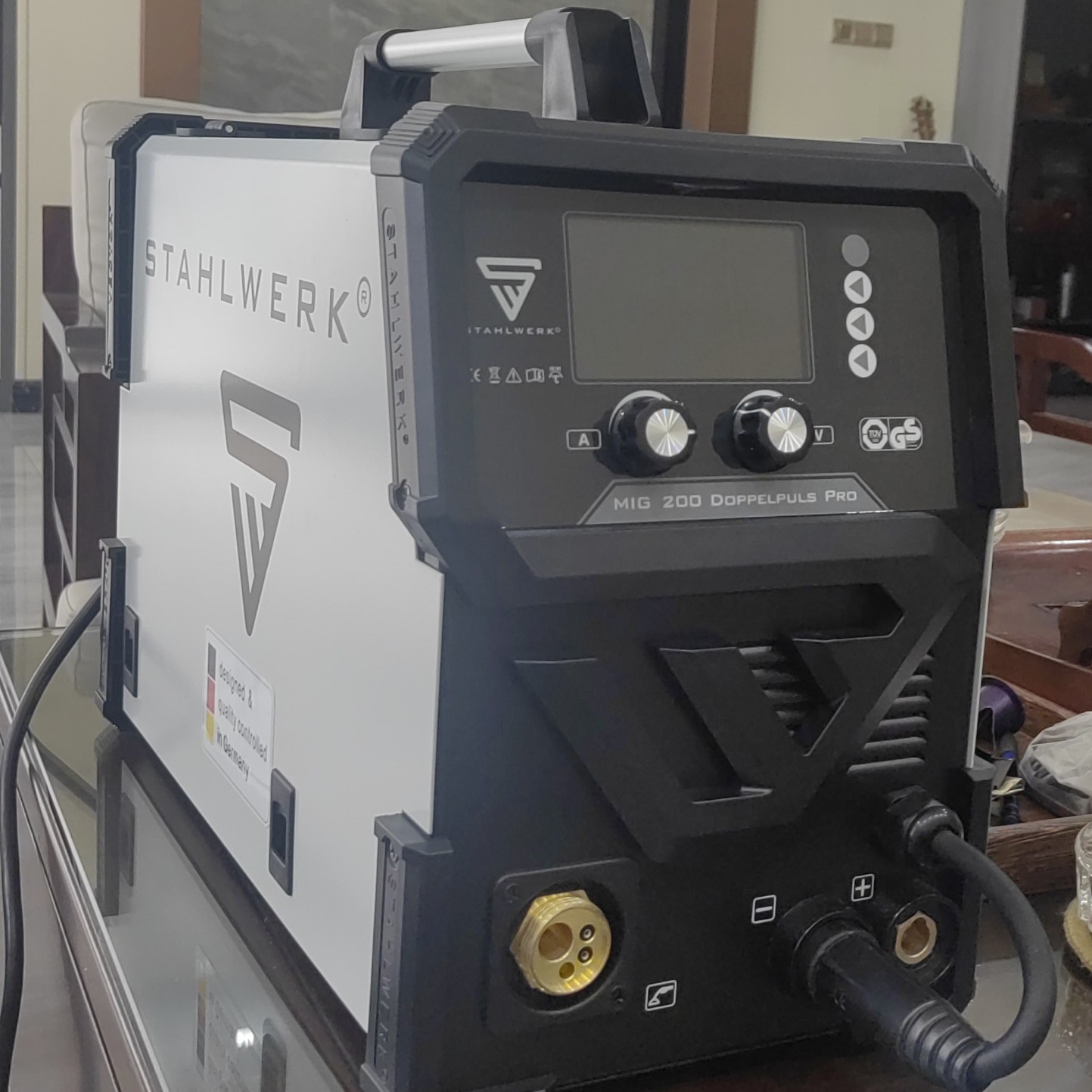 时代威科MIG200 双脉冲的焊机