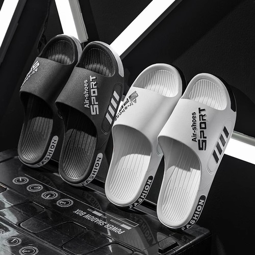 Slippers Men 2025 New Summer Outdoor Wear Anti-Slip Odorless Indoor Home Bathroom Bathing Large Size Sports Slippers Men 