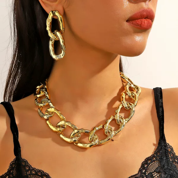 European and American Cross-Border Acrylic Necklace Earrings Set Decoration Exaggerated Hip-Hop Stylish Single-Layer Leopard Print Necklace Short Necklace
