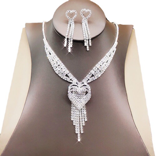 Cross-border European and American wedding photography studio bride's assembly accessories with sparkling full diamond three-layer heart tassel necklace/earring set