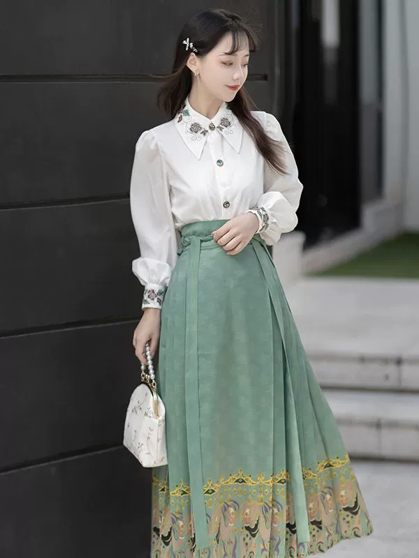 Оригинальные Hanfu типа одна лошадь-гладка юбка пара-воротная рубашка повседневная улучшенная модель подделка макияж лошадь-перловый набор осень-зима