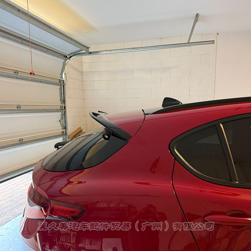 Suitable for 17+ Models of Alfa Romeo Stelvio Rear Wing Modification, Stelvio Blade-Style Car Roof Wing