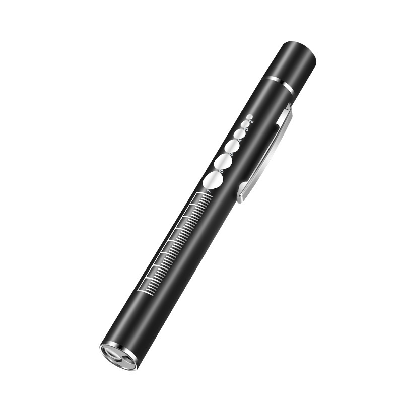 저울 아침 검사 안과 이비인후과 구강 램프 노란색과 흰색 두 배 빛 작은 손전등을 가진 간호사 학생 펜 램프 의사