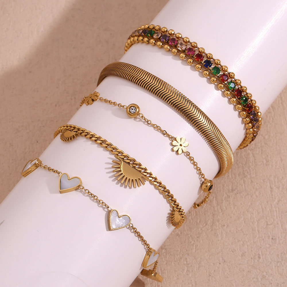 7g Weight 304 Stainless Steel Pendant Material Bracelets Classification 304 Stainless Steel Chain Material 1 Piece Quantity Anniversary, Party, Street Occasion 304 Stainless Steel Material Heart Shape Pattern Women's Gender Plating Design Lady Style Lady Heart Shape 304 Stainless Steel Bracelets In Bulk 3