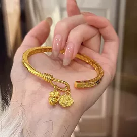 耳钉;耳扣;项链