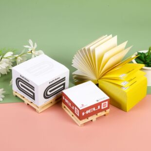 �����N���u��ɫС�l�㺞�N���㺞�����u���Ա��W��ins�Lӛ�±㺞