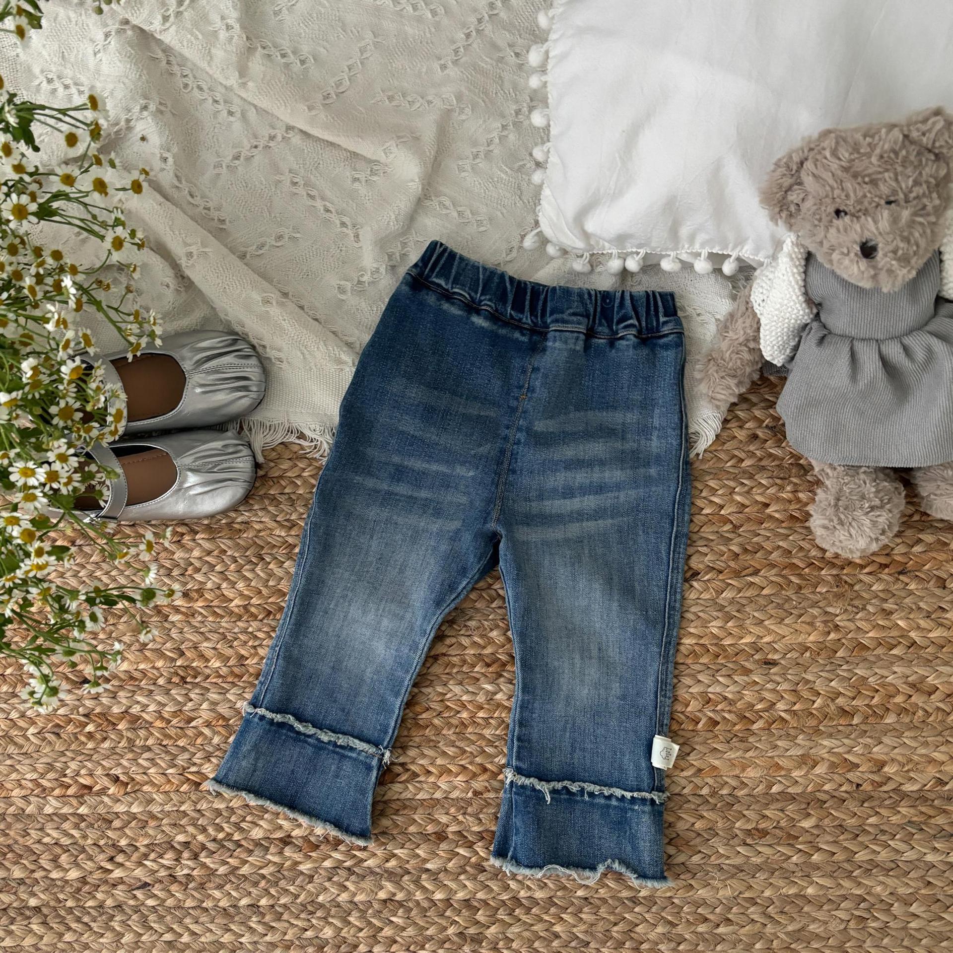 Ropa de primavera para niños, estilo occidental, traje de niña linda coreana, traje de primavera nuevo, traje de dos piezas para bebés femeninos, moda