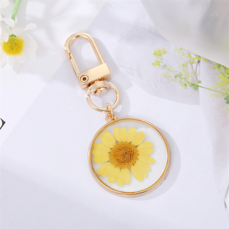 Colorful Oil Mushroom Feather Keychain Dried Flower Leaves Bag Pendant Accessories display picture 4