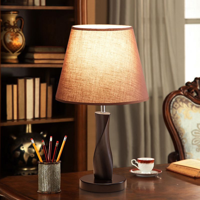 Simple modern Chinese-style table lamp for bedroom, bedside lamp for home, living room, study, hotel, creative solid wood bedside counter lamp Simple modern Chinese-style table lamp for bedroom, bedside lamp for home, living room, study, hotel, creative solid wood bedside counter lamp