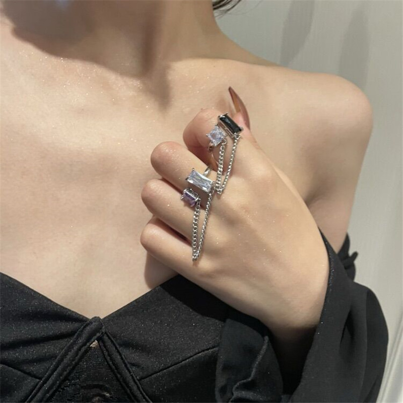 Ins Cold Wind Design Sense Zircon Tassel Open Copper Ring Niche Personality Ring display picture 3