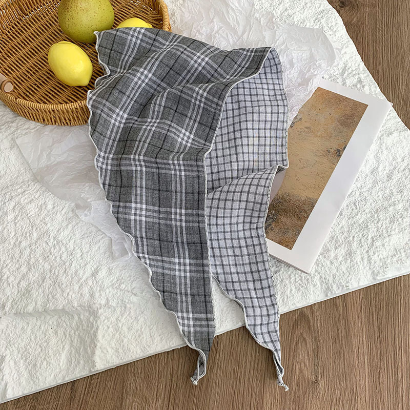 Pañuelo en la cabeza Pañuelo triangular a cuadros de todo fósforo de moda pastoral femenina de verano Pañuelo pequeño simple Pañuelo de seda fino retro de moda Cinturón para el cabello