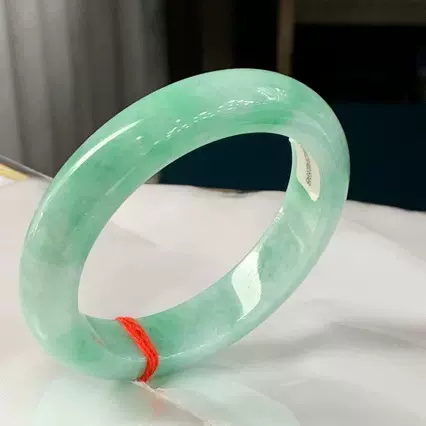 天然缅甸翡翠A货手镯 完美 靓色绿色好看天然 圈口58-13.5-9.2