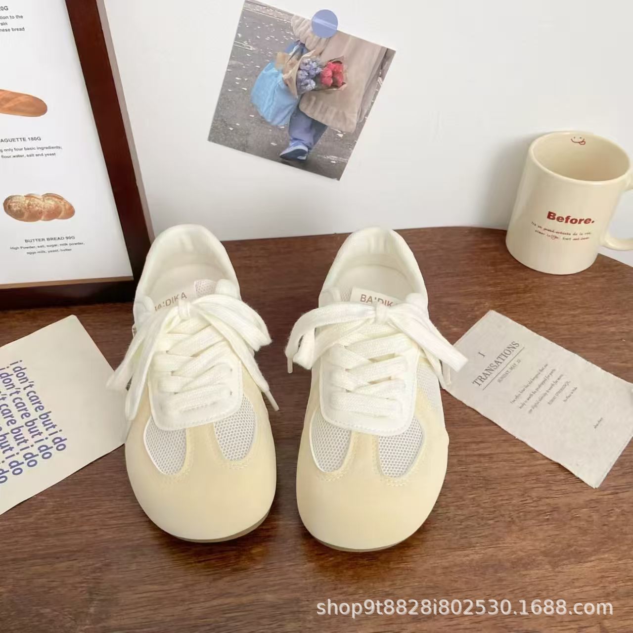 88-7598 Coreano encantador dibujo animado Agan De zapatos de entrenamiento para mujeres primavera 2026 nuevos zapatos blancos de viaje universal