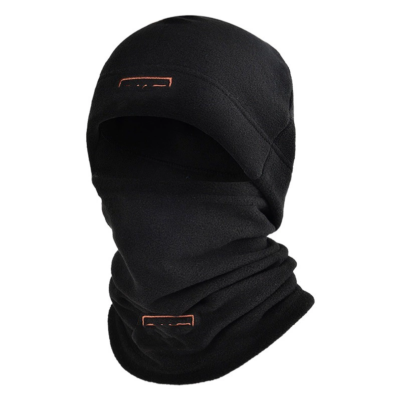 Пятно осенью и зимой