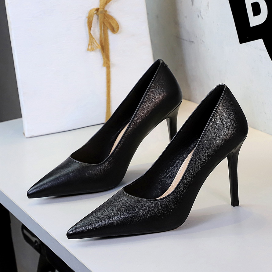 8351-8 Scarpe da banchetto in stile europeo e americano per donna, scarpe da lavoro professionali con tacco sottile, comode scarpe alte a punta_voghion.com
