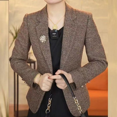 中年妈妈春秋新款休闲西装外套中老年女装时尚减龄百搭呢子上衣女