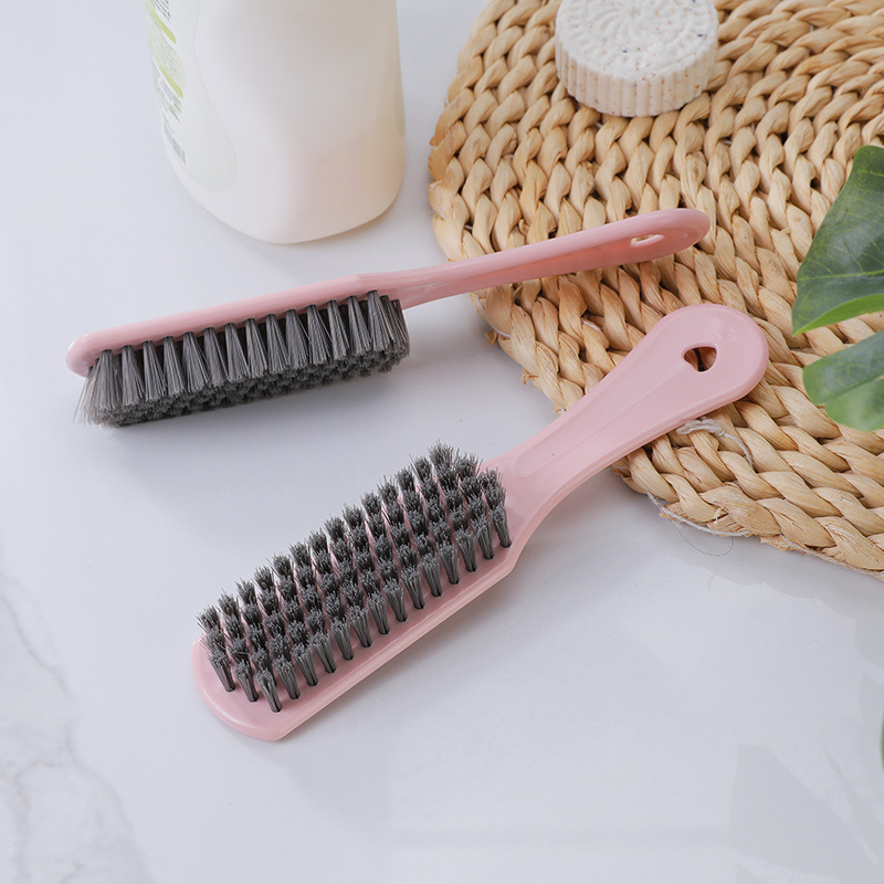 Wholesale household plastic soft fur shoe brush daily necessities cleaning clothes brush simple soft fur hanging long handle brush