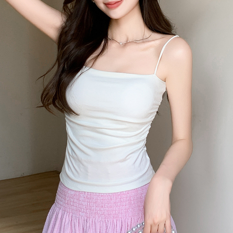 하얀색