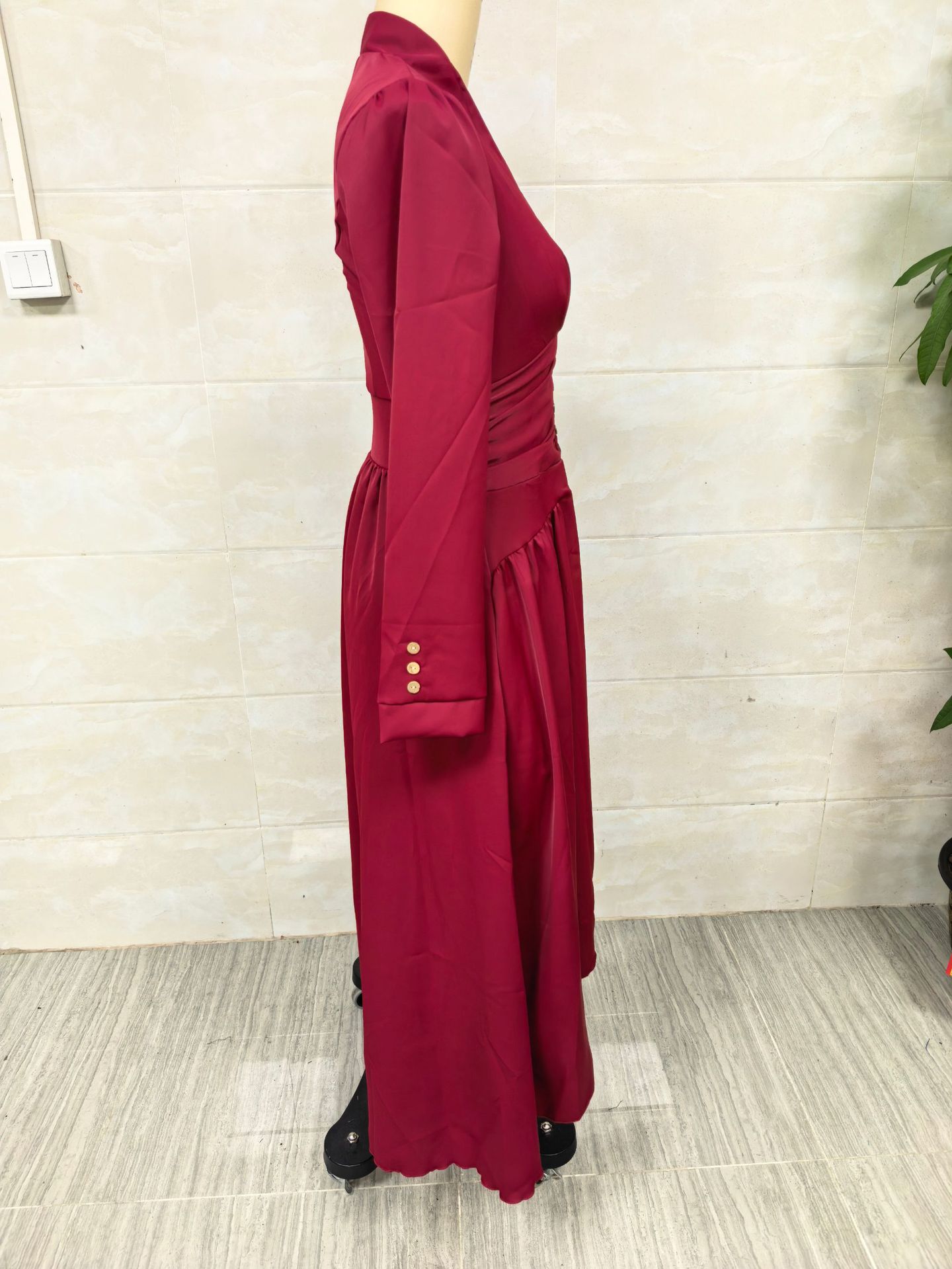 Elegant Waist Cinching V Neck Puff Sleeve Dress Full Skirt Women's Clothing_ecoleips.com