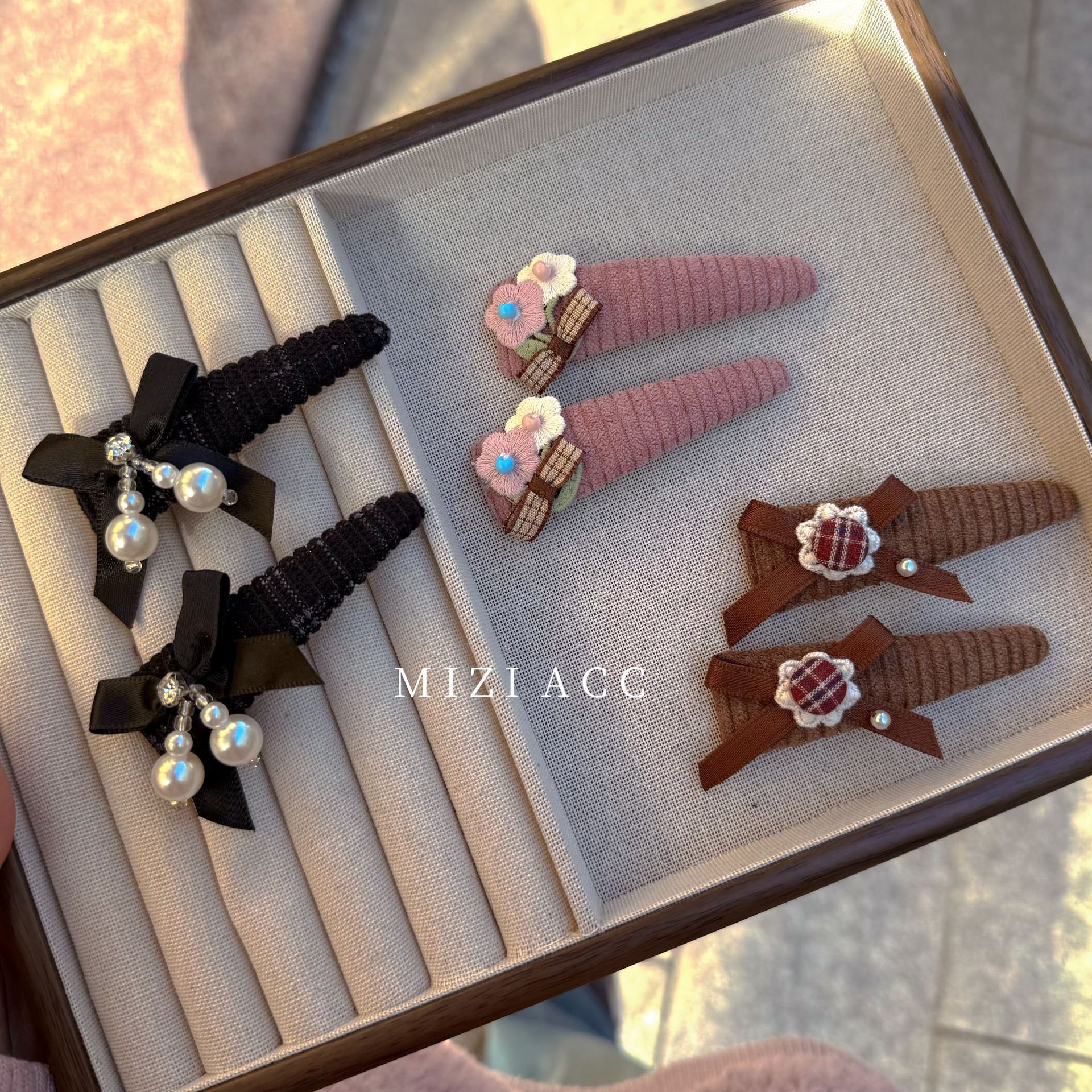 法式轻奢蝴蝶结发夹女气质百搭前额碎发侧边刘海夹褶皱发卡头饰