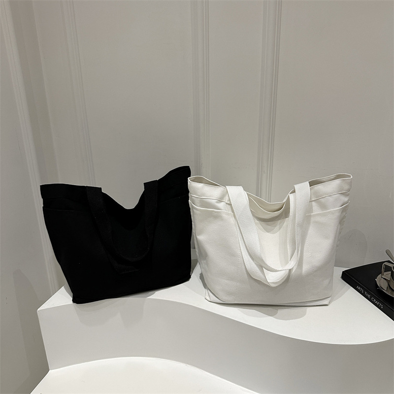 Invierno nuevo paquete de gran capacidad 2024 este año popular bolso casual coreano simple bolso de hombro