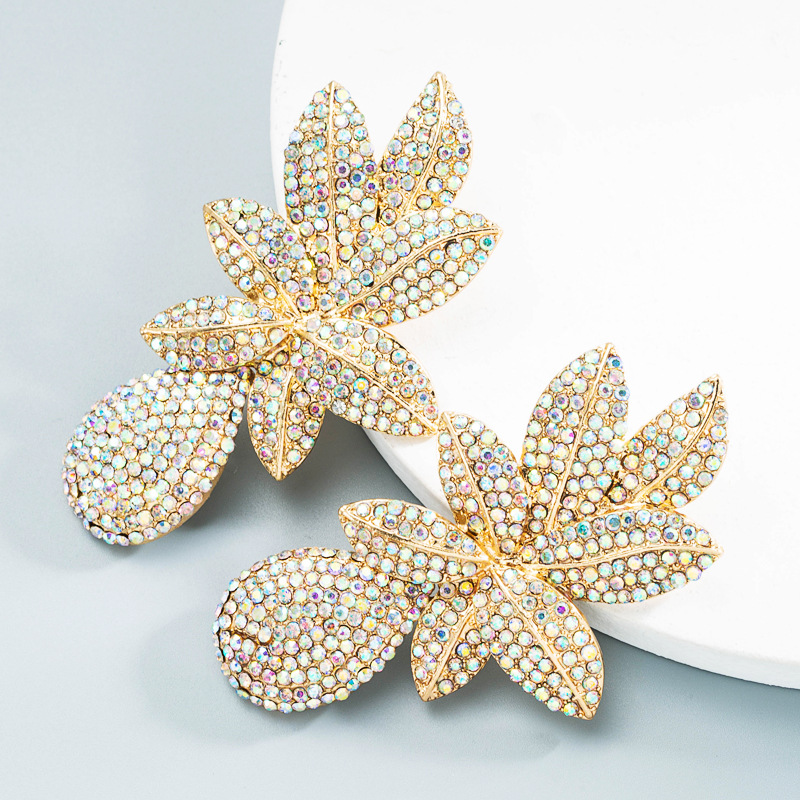 Bijoux En Gros Fleurs Pleines De Boucles D'oreilles Diamant Nihaojewelry display picture 7