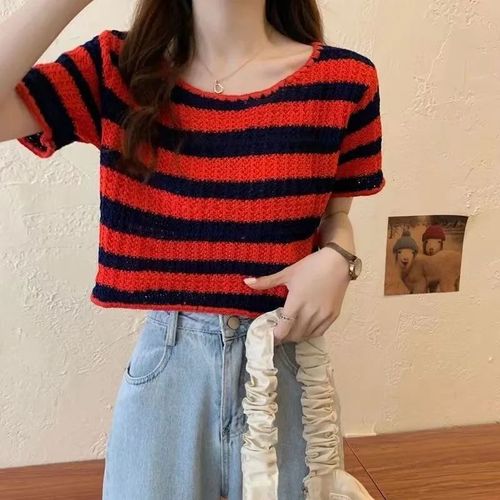 Striped knit slim-fit short-sleeved t-shirt for women, summer round neck loose style, versatile early spring top for women, outerwear.