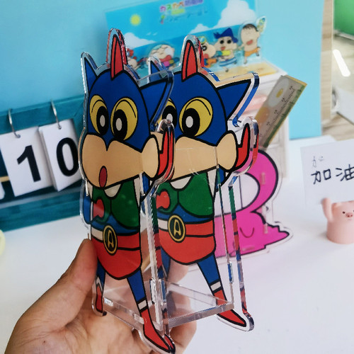 Carefully selected Crayon Shin-chan acrylic pen holder, creative cartoon desktop ornaments, cute and personalized student stationery storage holder
