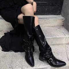 先の尖ったギャルの太さと騎士の靴の黒いパンクの風の大衆の個性のブーツのアメリカの廃土の風のブーツの女性の復古